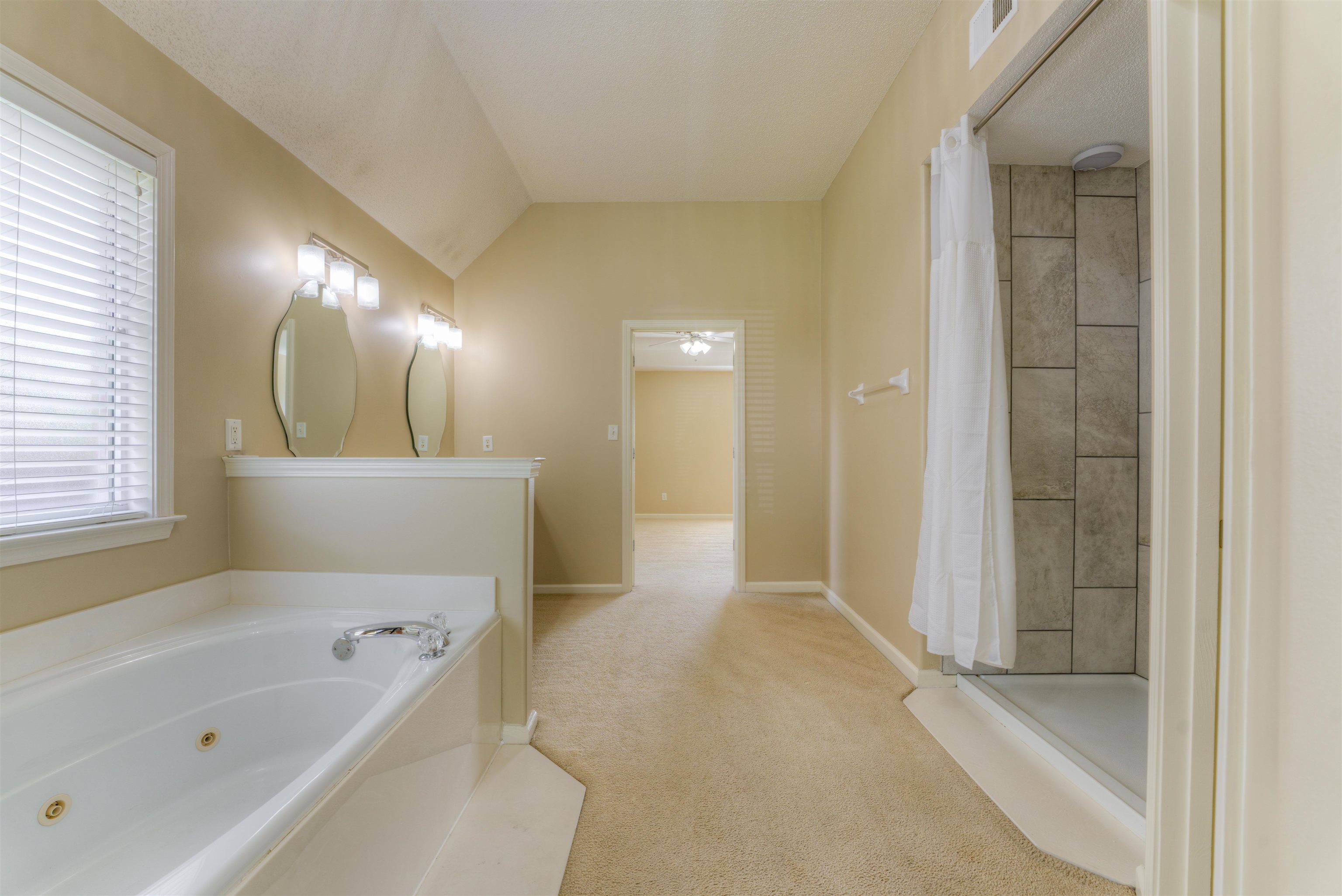 4501 GREENCEDAR LN