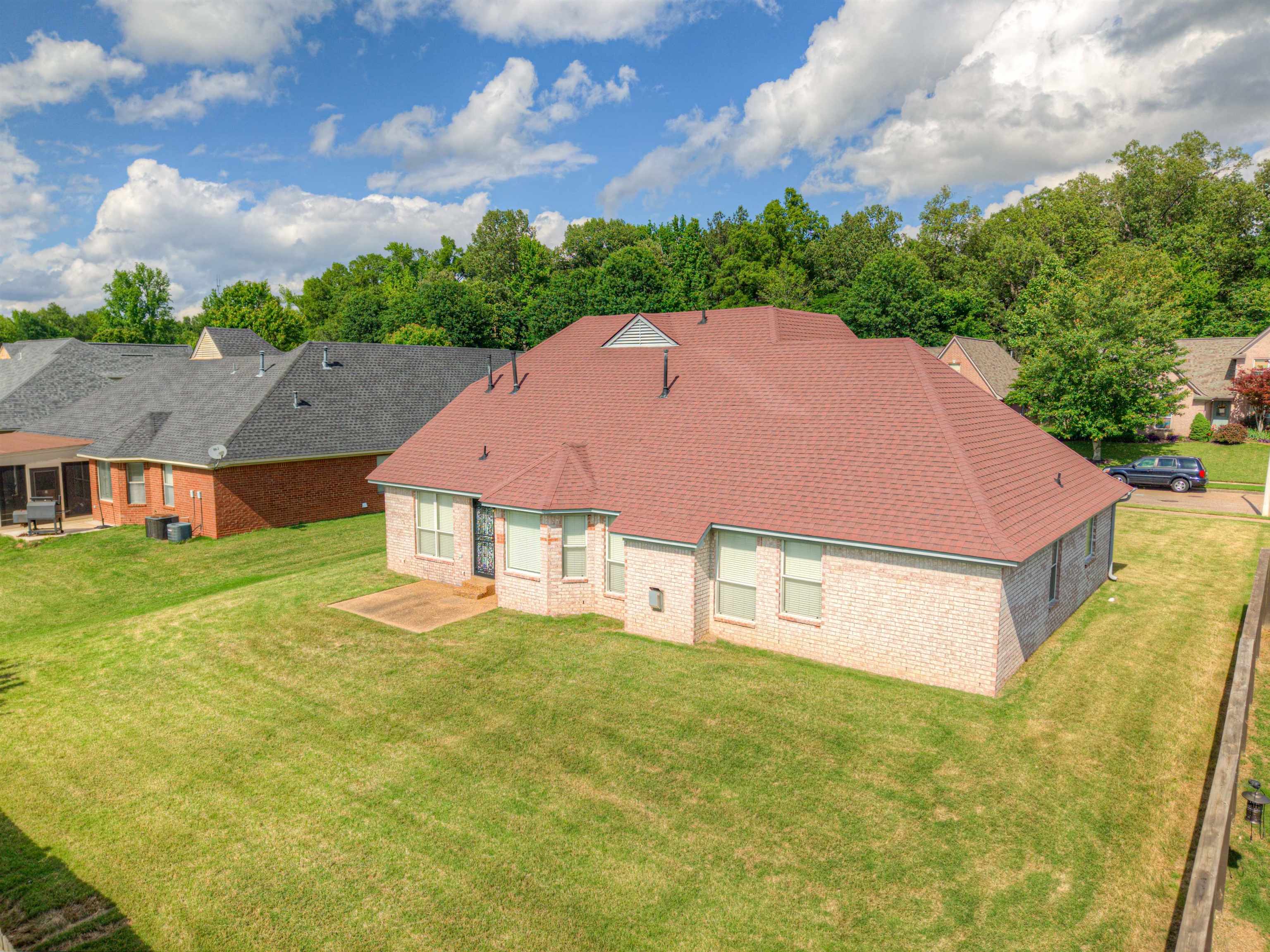 4501 GREENCEDAR LN