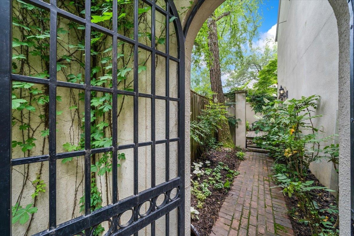 4359 W CHERRY PLACE DR