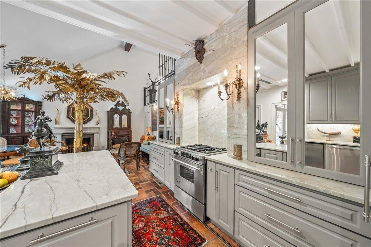 4359 W CHERRY PLACE DR