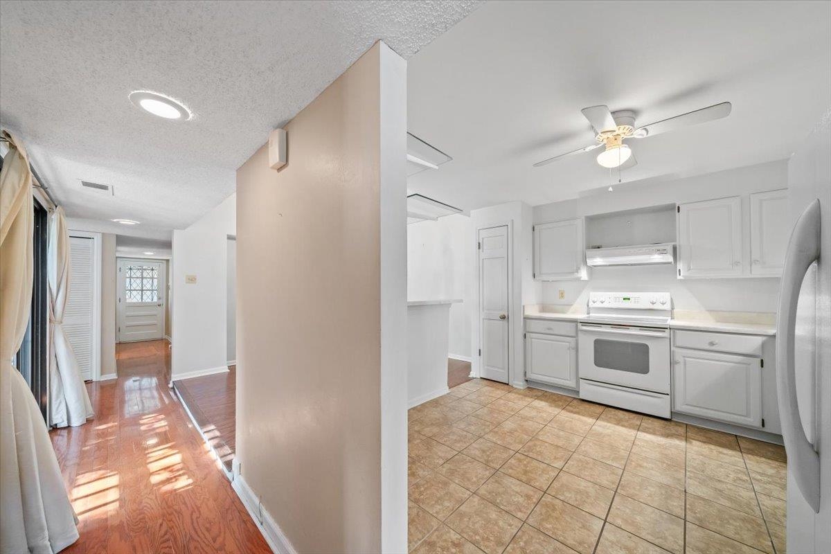 8174 RAVENHILL DR Unit: 54