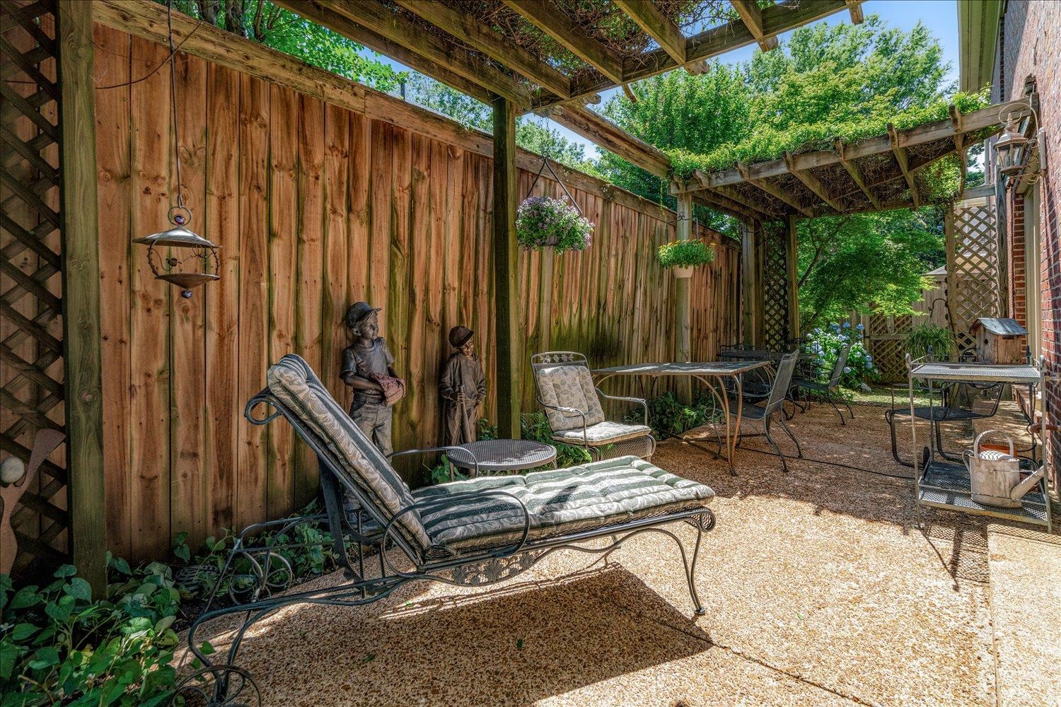 5239 HEDGEWYCK CT