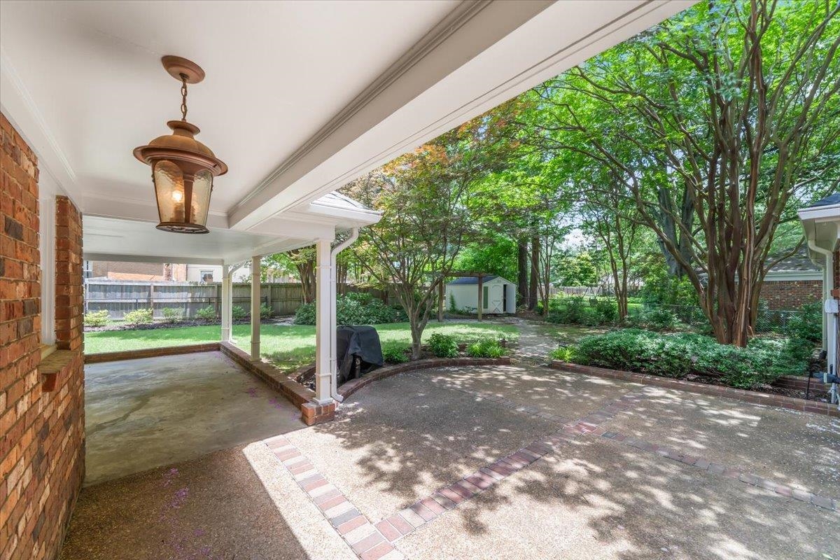 2160 ABERGELDIE DR