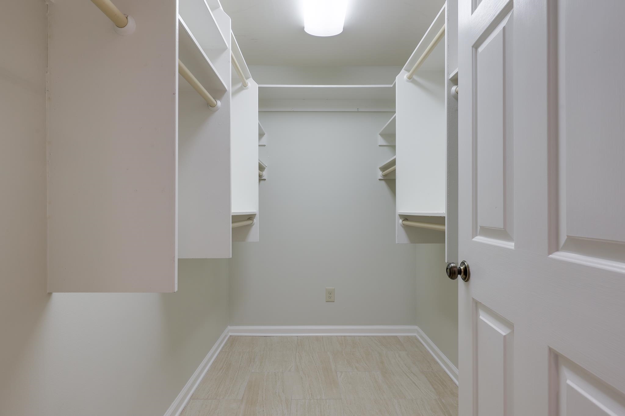 4736 ALL SPICE DR Unit: 4736