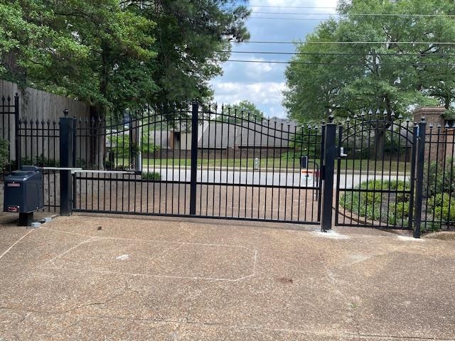 4659 LAUREL OAKS DR Unit: 4659