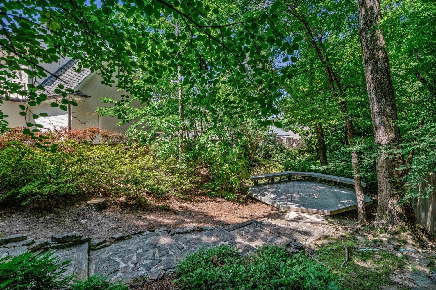 6036 WILD OAKS DR