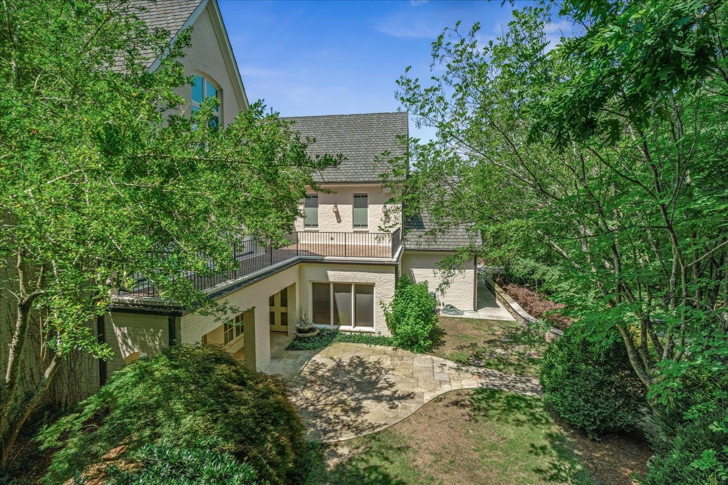 6036 WILD OAKS DR