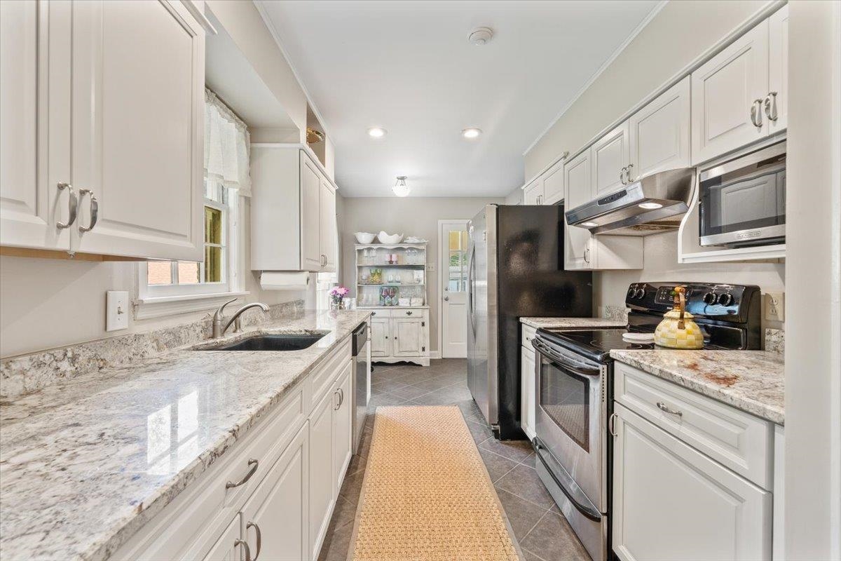 5081 RICH RD