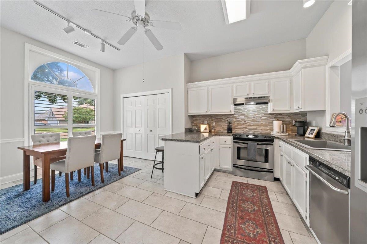 336 BENDIGO DR