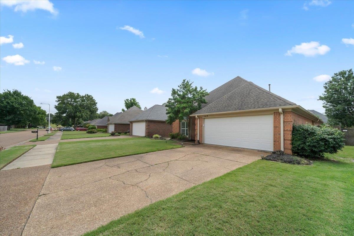 336 BENDIGO DR