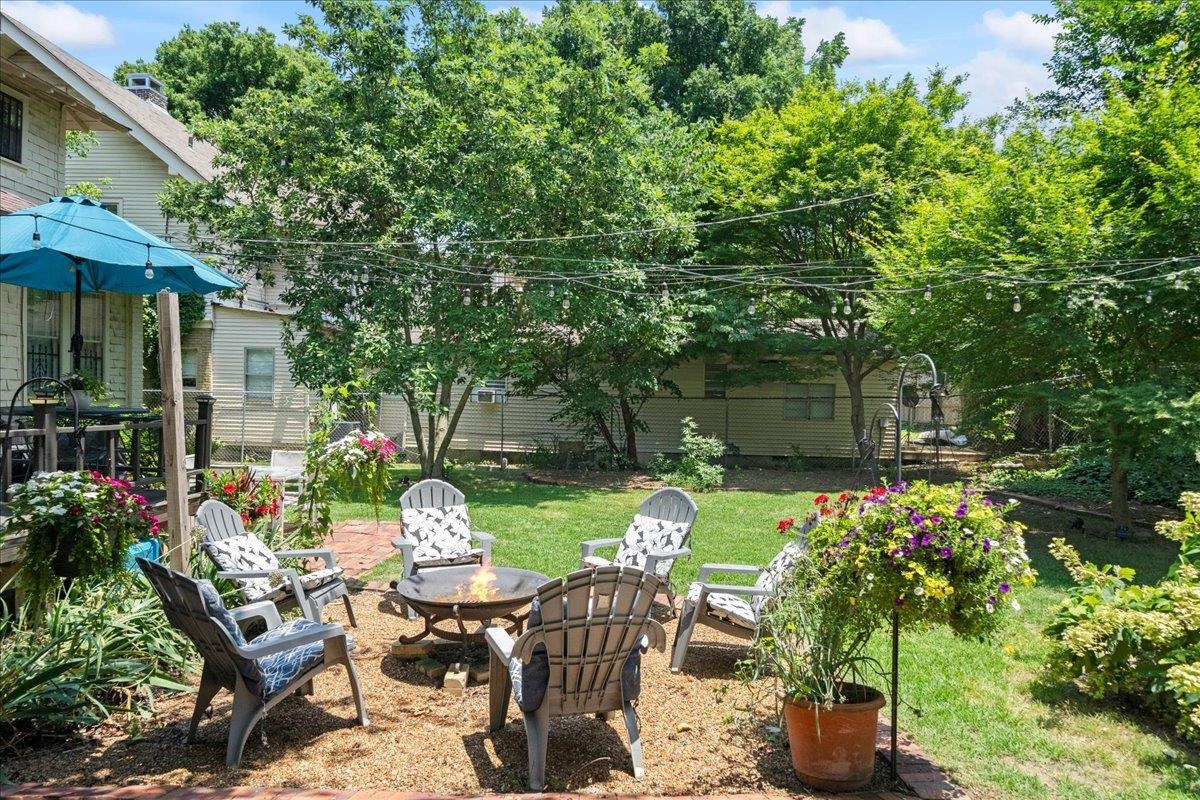 1597 EASTMORELAND AVE