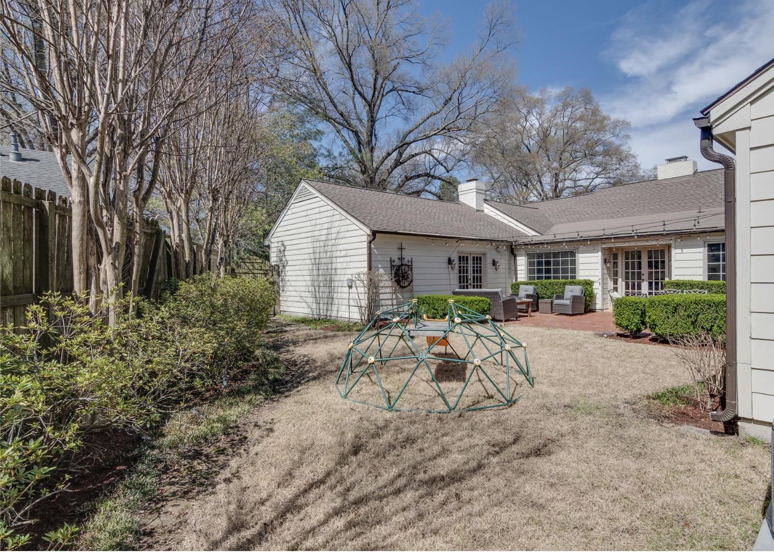 4041 N WALNUT GROVE CIR