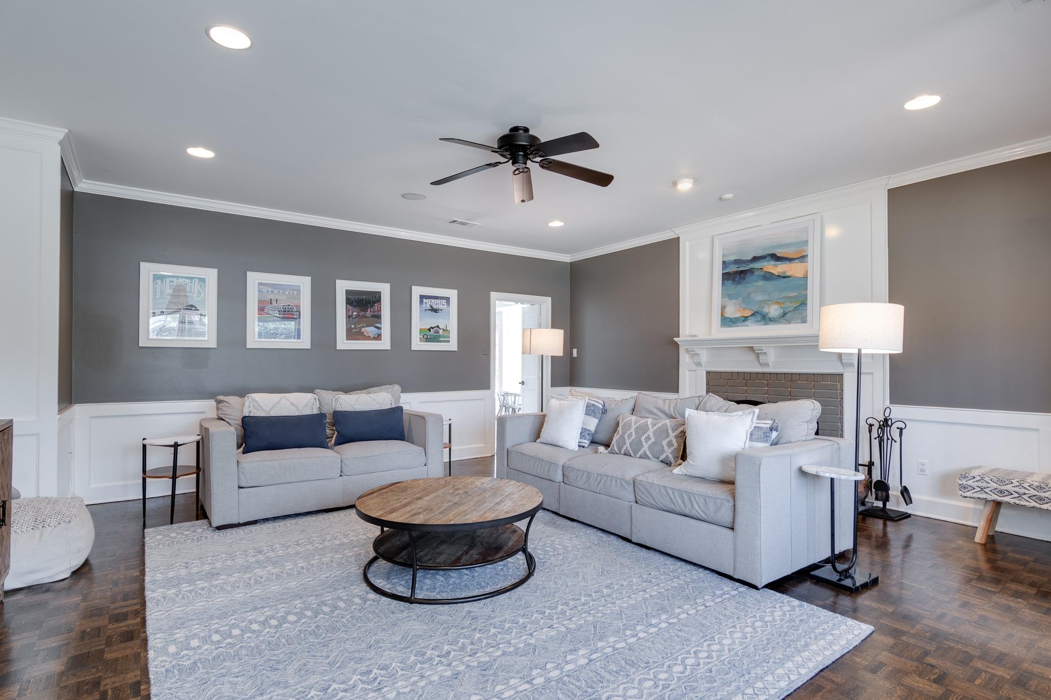 4041 N WALNUT GROVE CIR