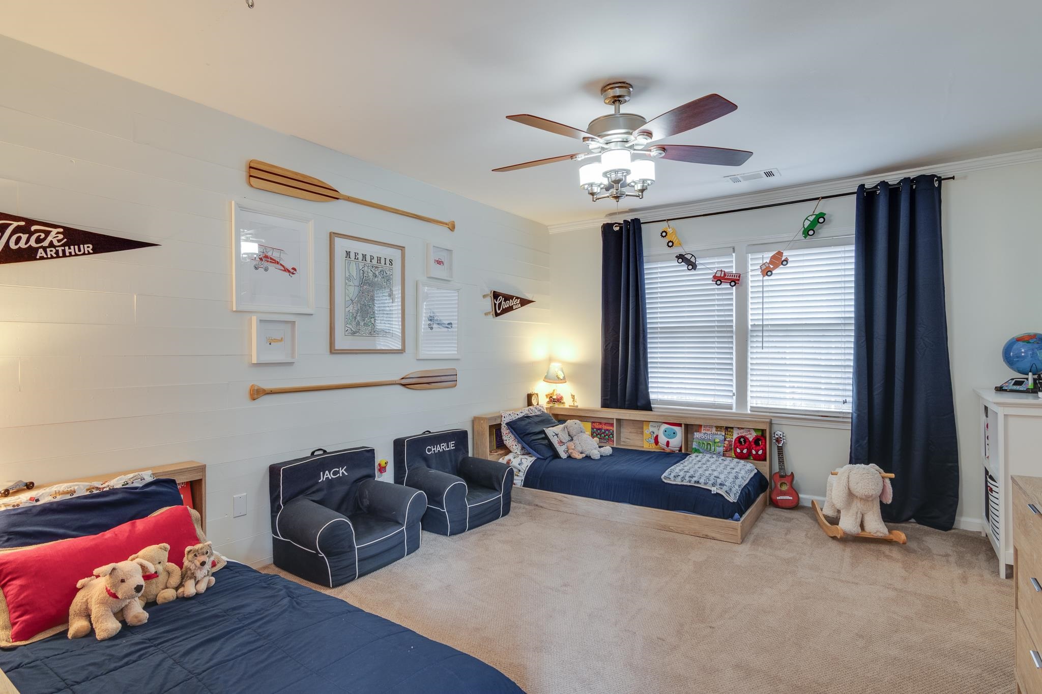 4041 N WALNUT GROVE CIR