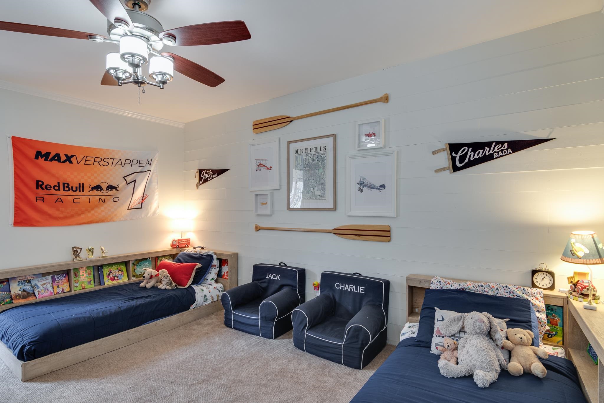 4041 N WALNUT GROVE CIR