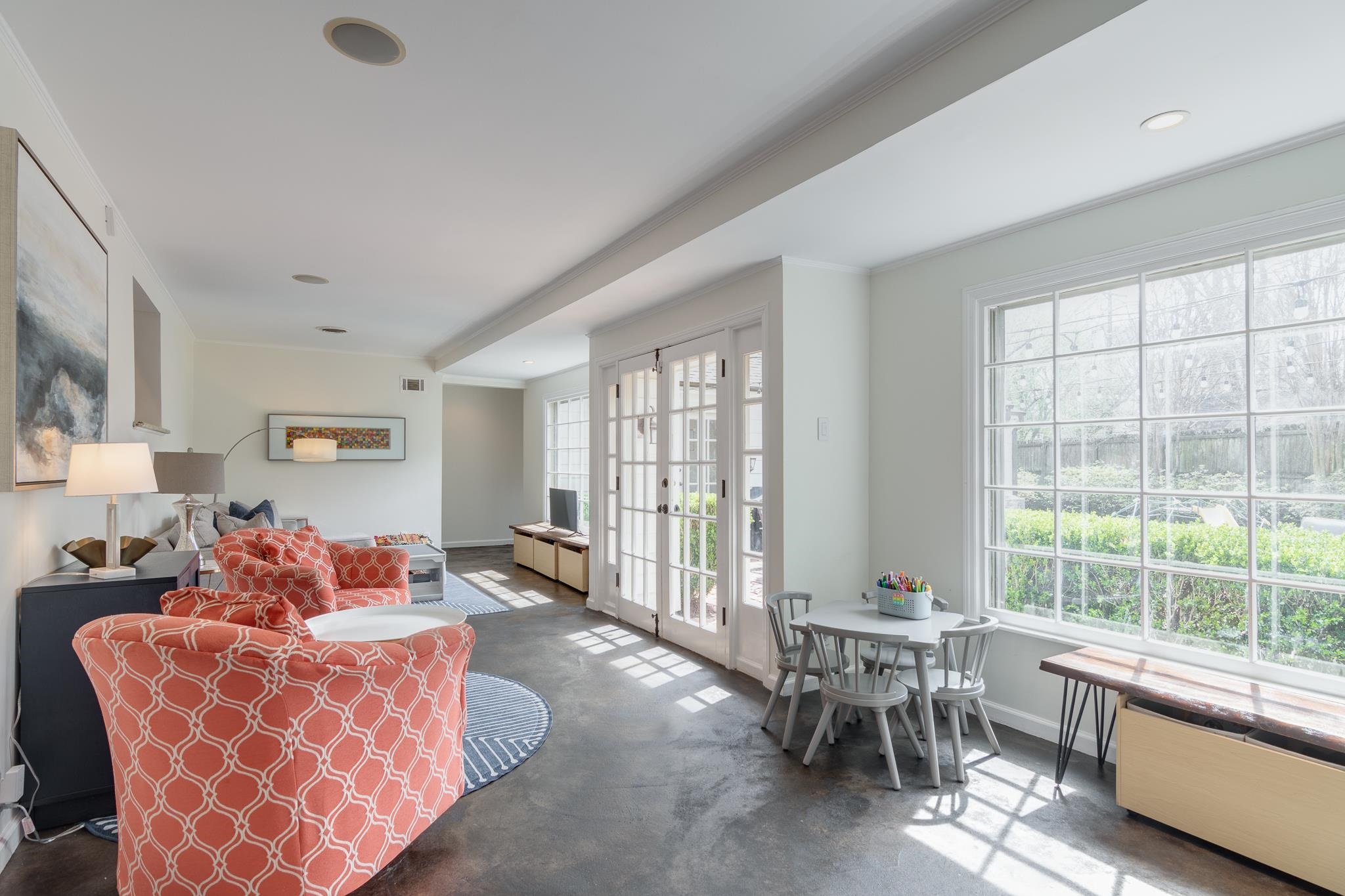 4041 N WALNUT GROVE CIR