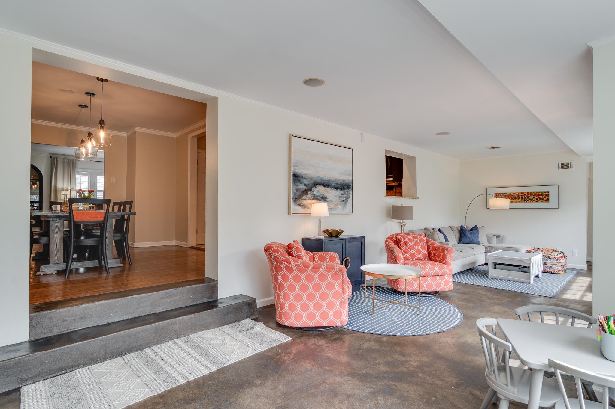 4041 N WALNUT GROVE CIR