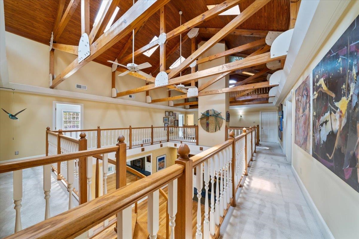 1095 FAIR MEADOW RD