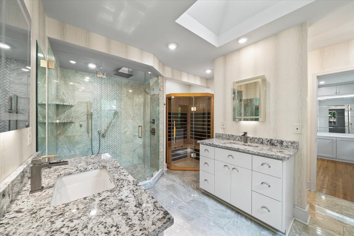 1095 FAIR MEADOW RD
