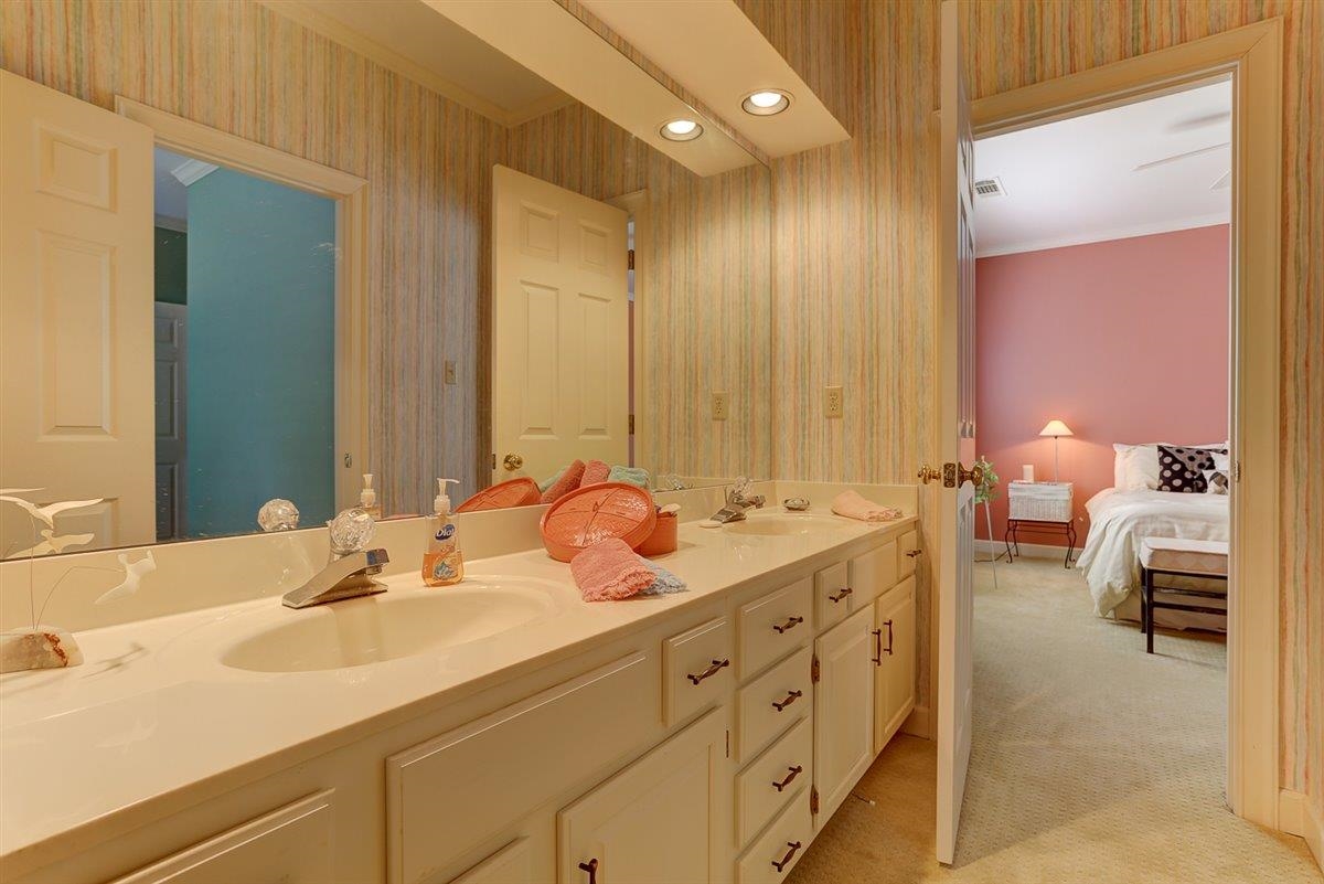 6579 RUE BEAUMONDE DR