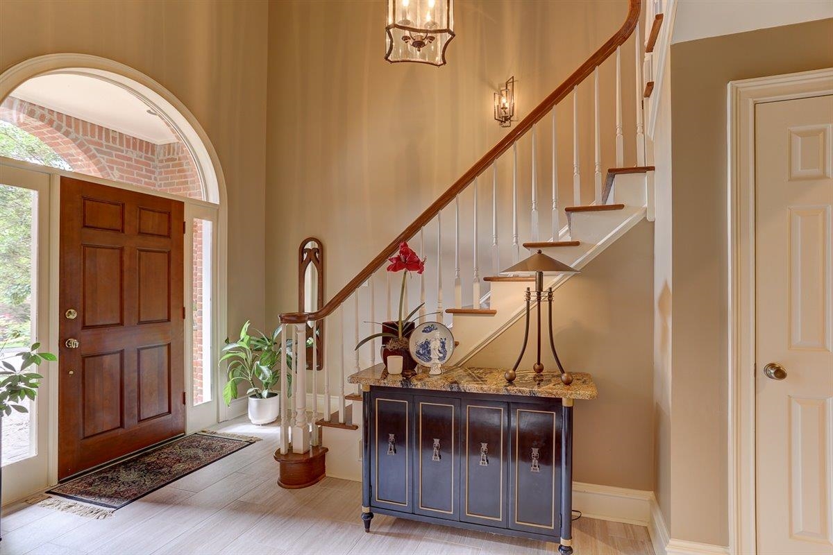 6579 RUE BEAUMONDE DR