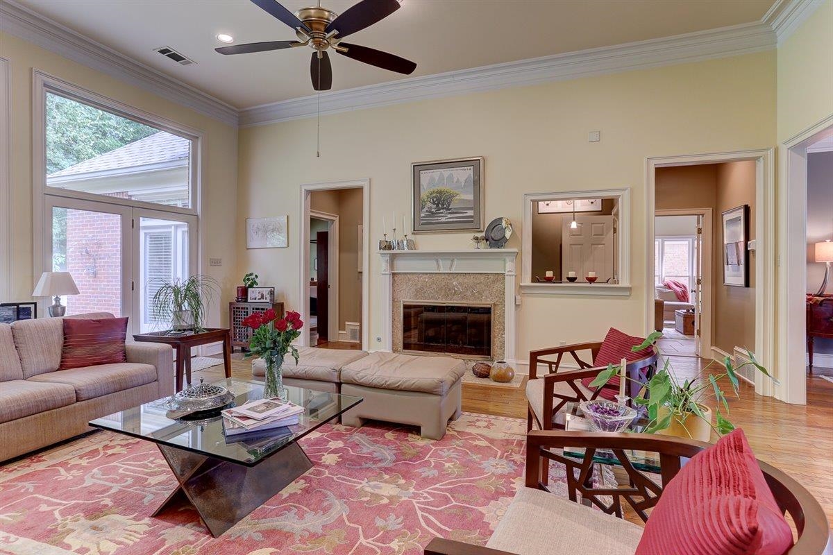 6579 RUE BEAUMONDE DR