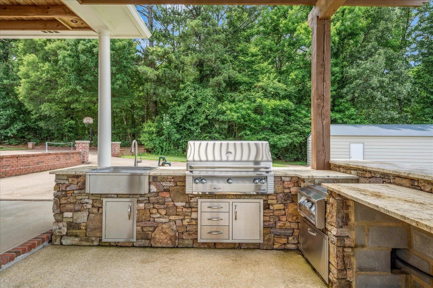 2165 LATTING HILLS CV