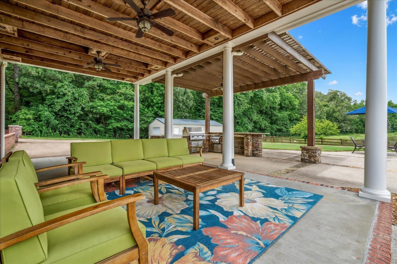 2165 LATTING HILLS CV