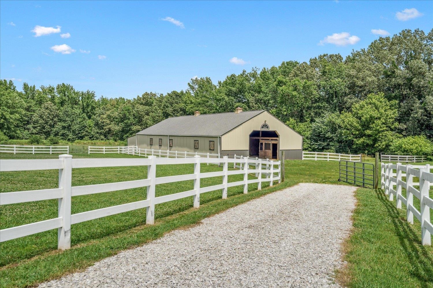 2165 LATTING HILLS CV