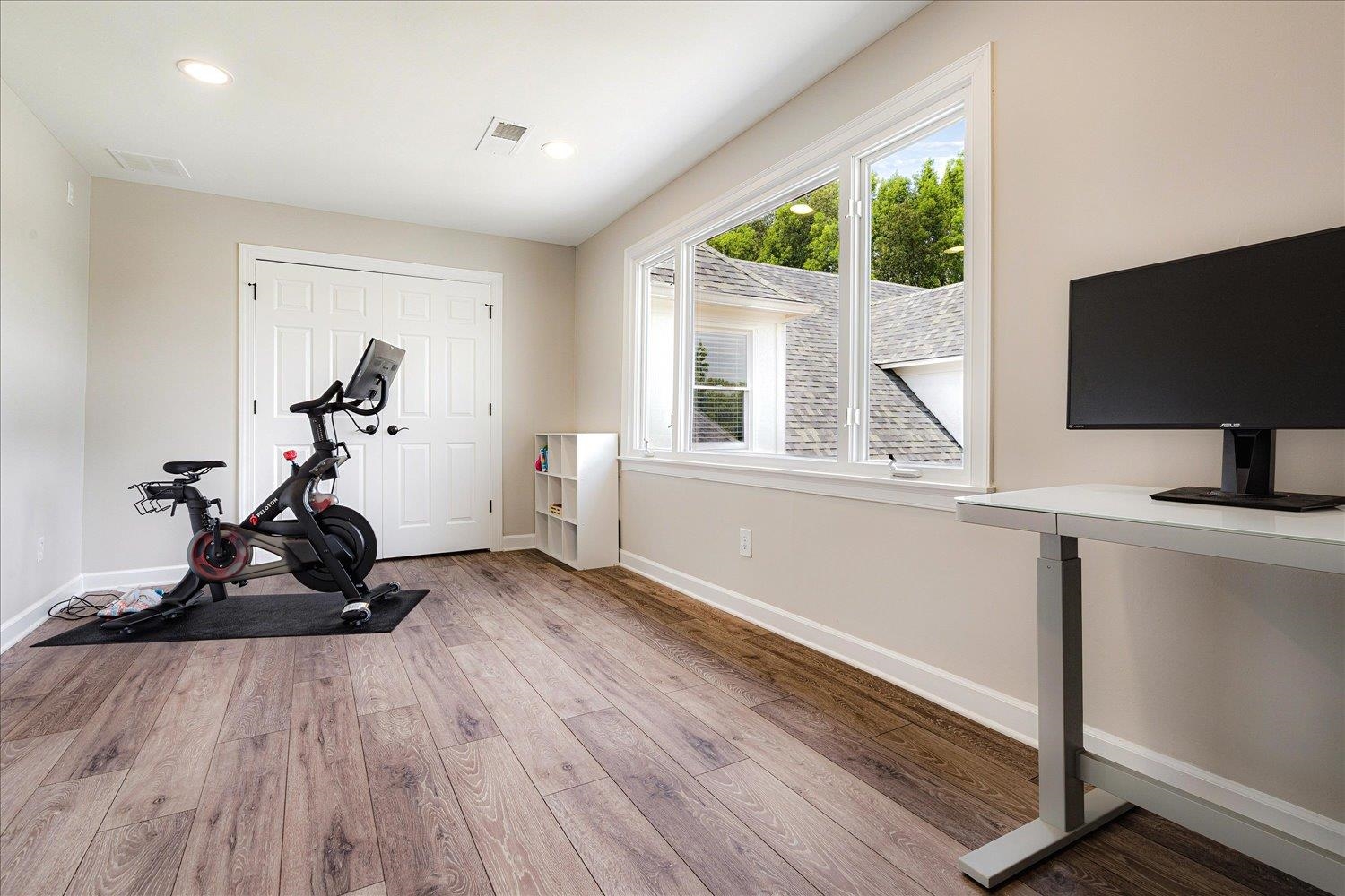 2165 LATTING HILLS CV