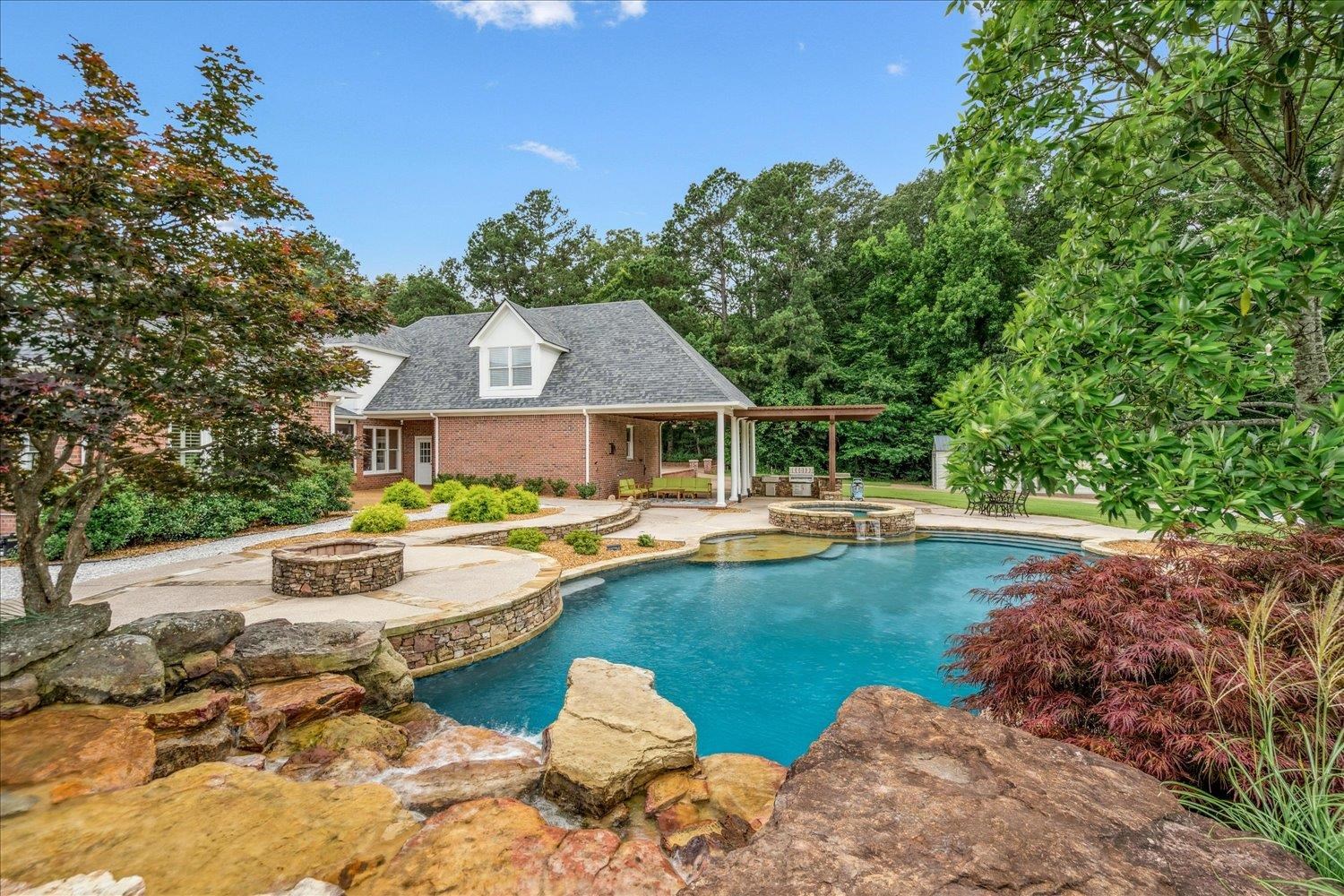 2165 LATTING HILLS CV