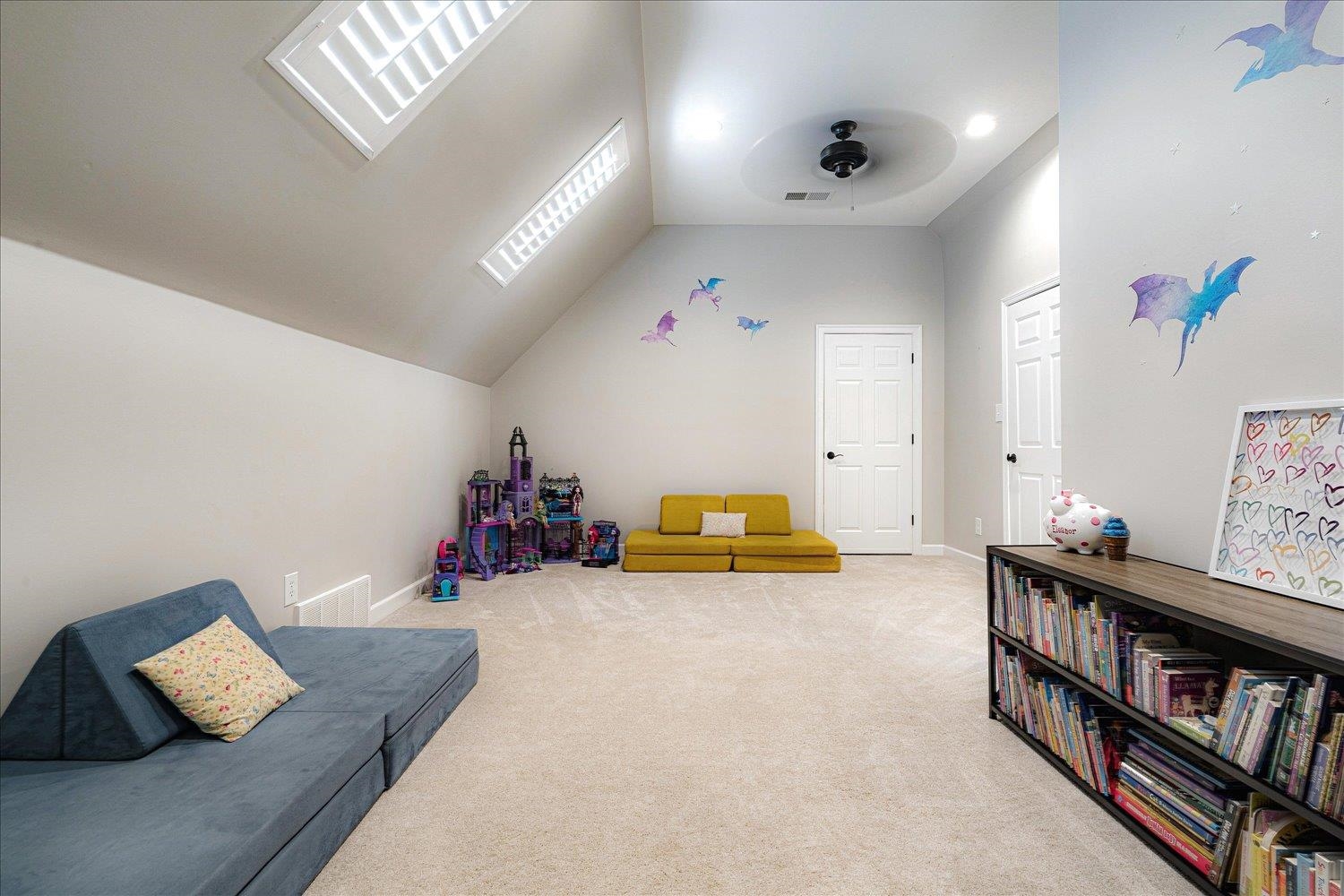 2165 LATTING HILLS CV