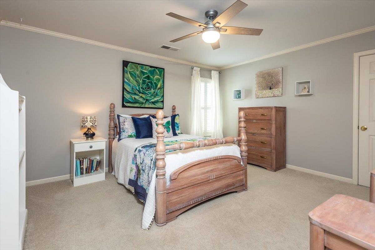 1506 WOLF BEND RD