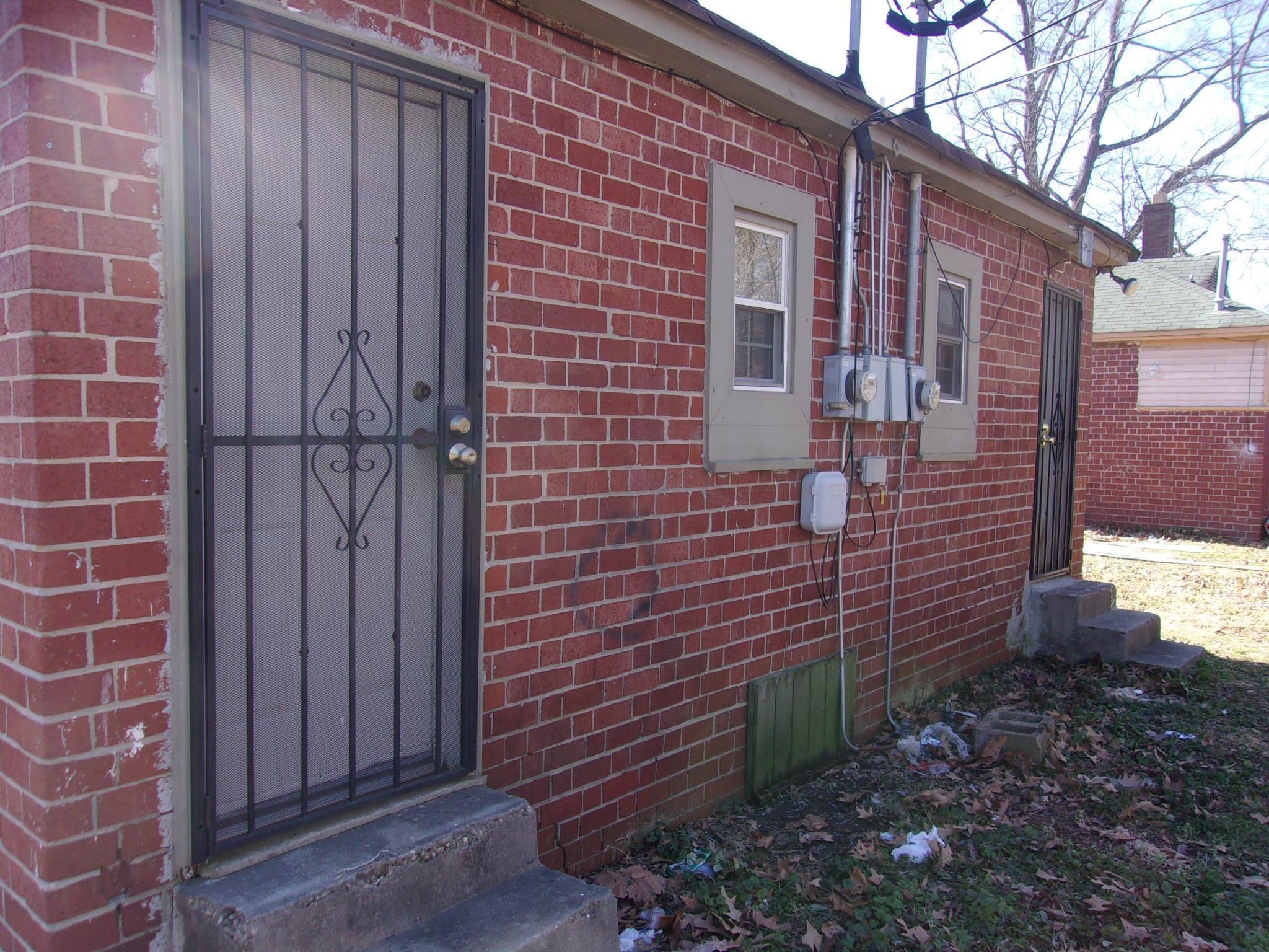 2606 DEADRICK AVE