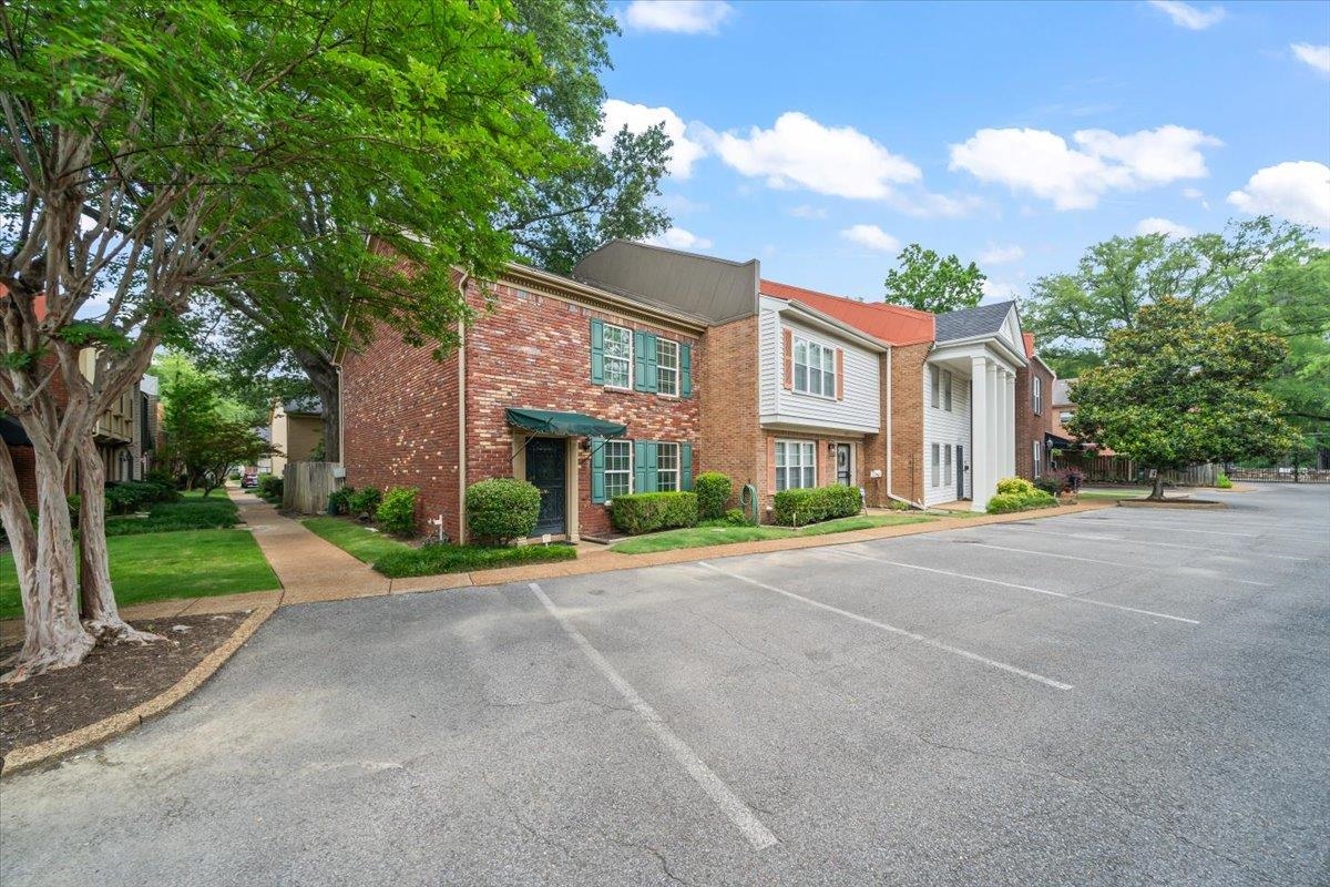 875 S YATES RD Unit: 4