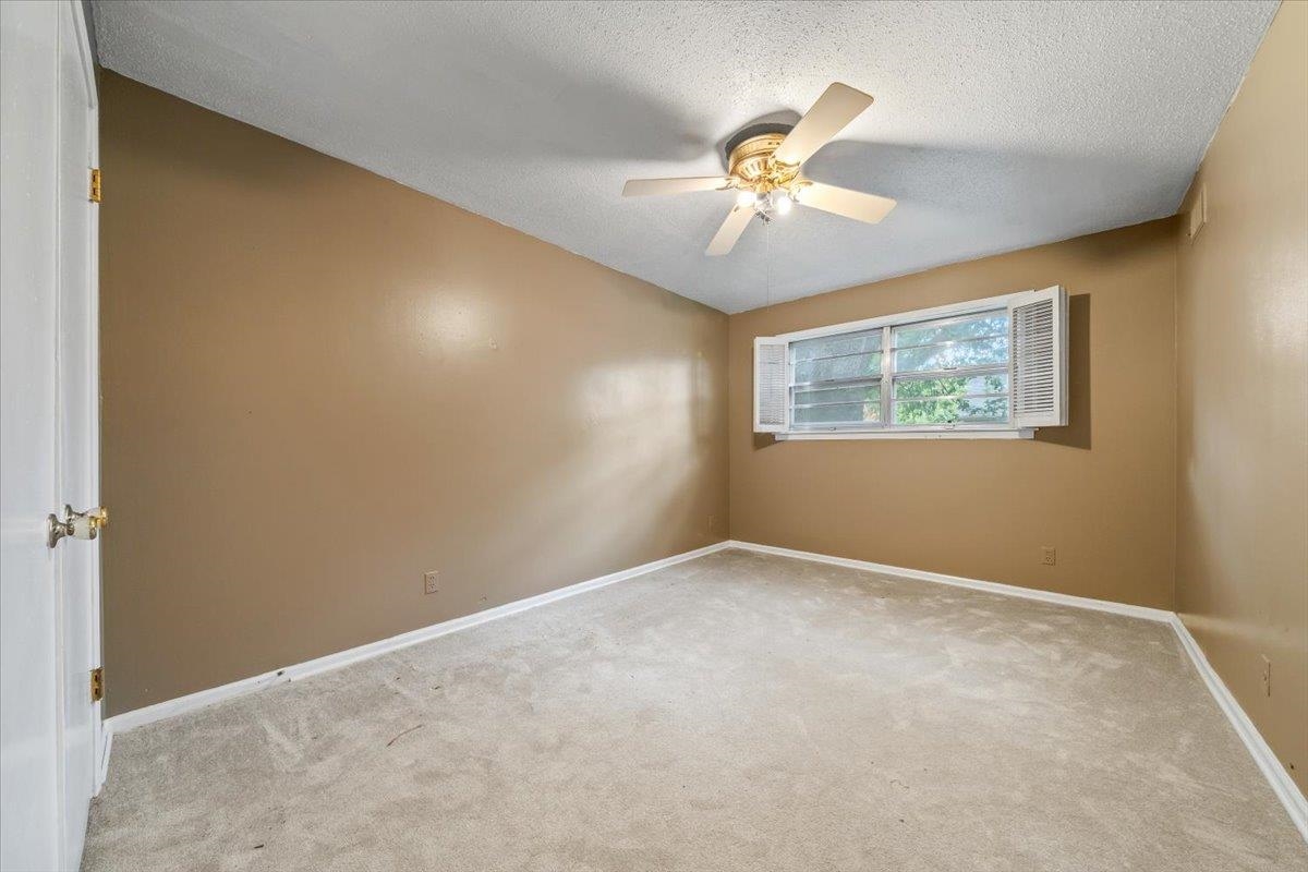 875 S YATES RD Unit: 4