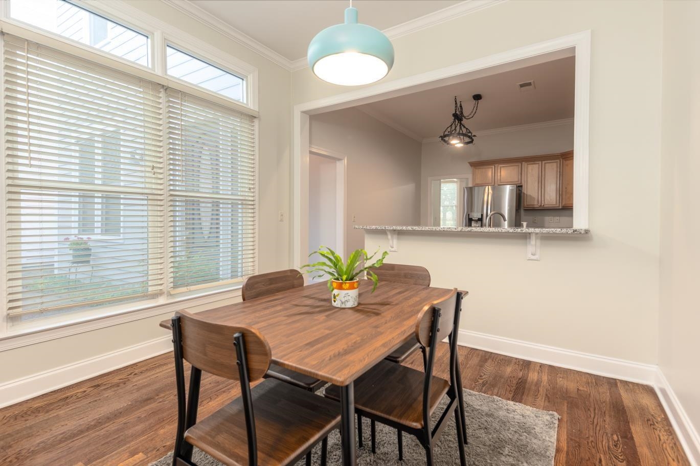 946 RIVER LANDING DR