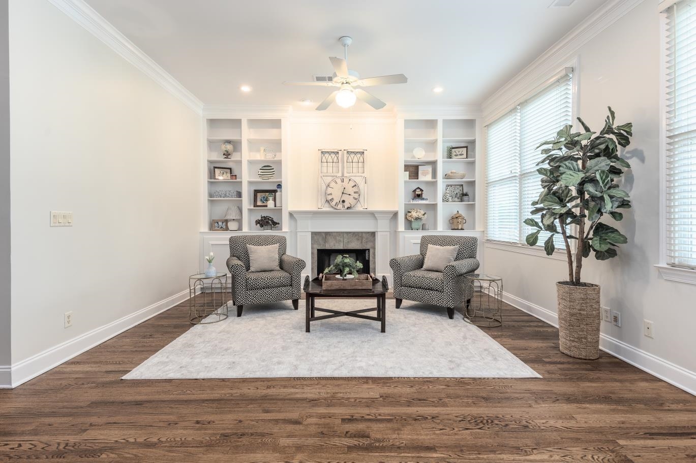 946 RIVER LANDING DR