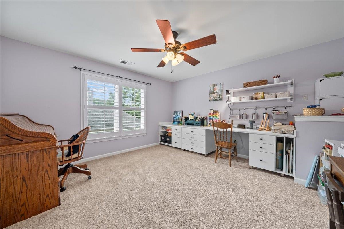 2200 LAKE PAGE DR