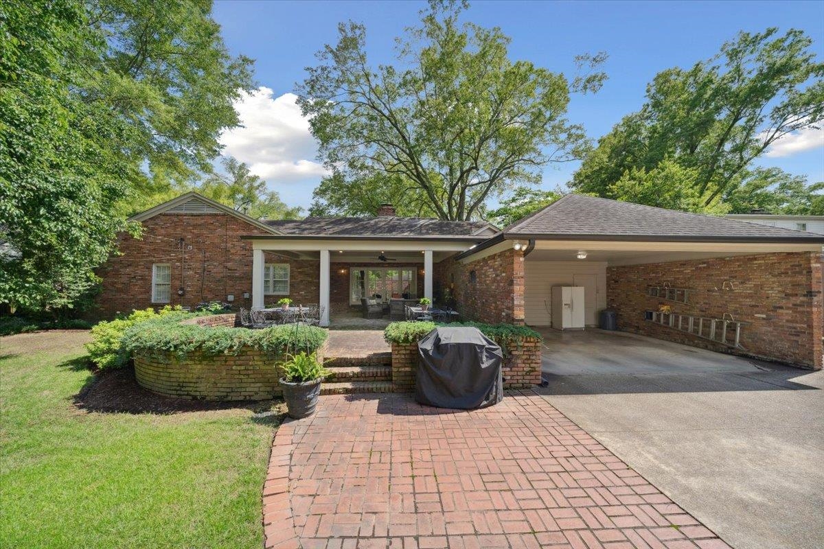 4192 LONG LEAF DR
