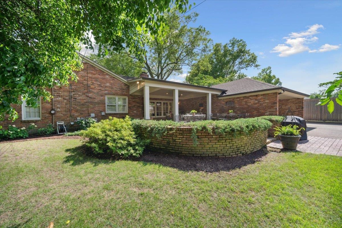 4192 LONG LEAF DR