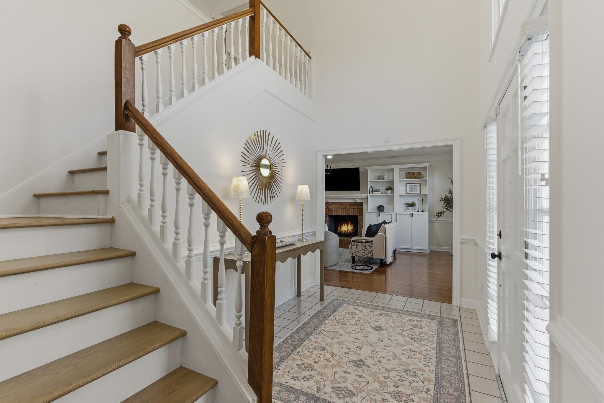 971 ROLLING OAKS LN