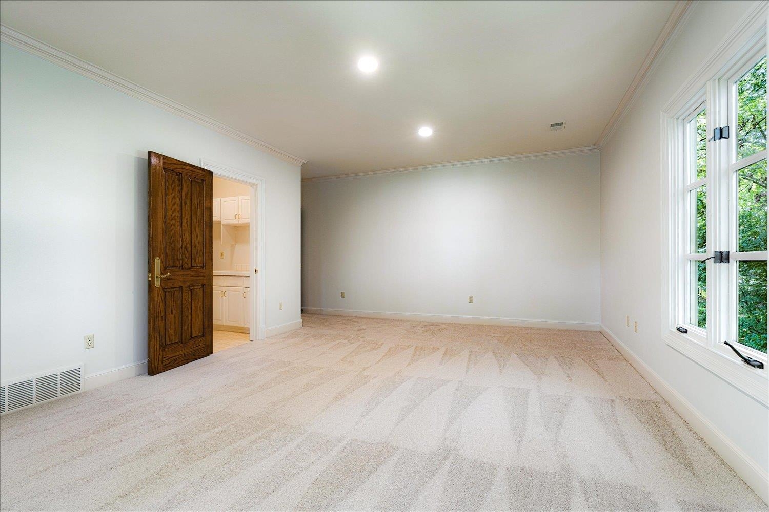 1035 HUMPHREY OAKS CIR