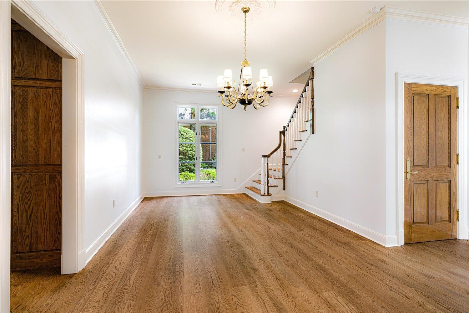 1035 HUMPHREY OAKS CIR