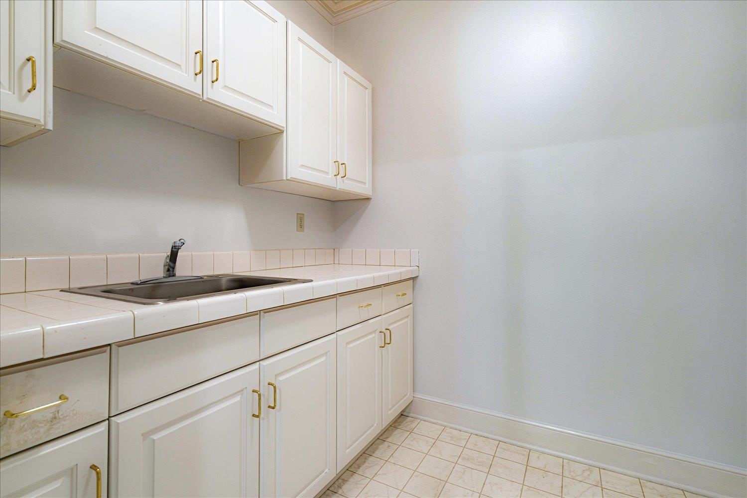 1035 HUMPHREY OAKS CIR