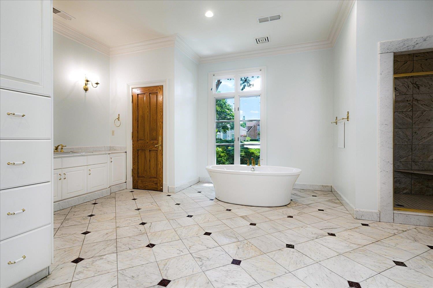 1035 HUMPHREY OAKS CIR