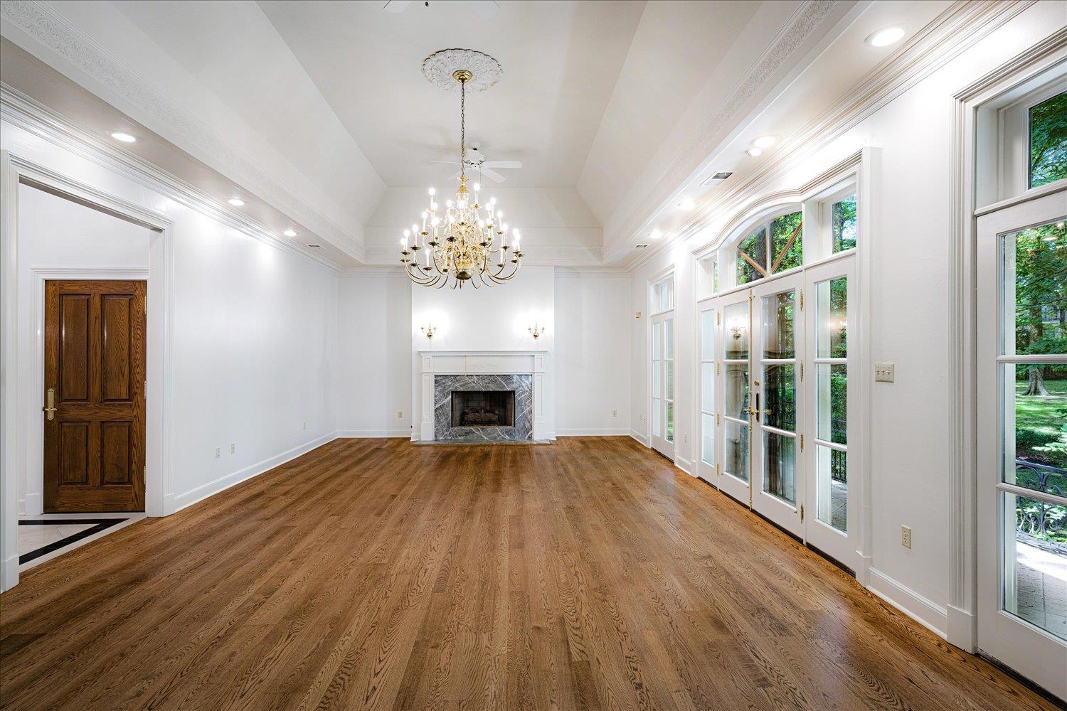 1035 HUMPHREY OAKS CIR