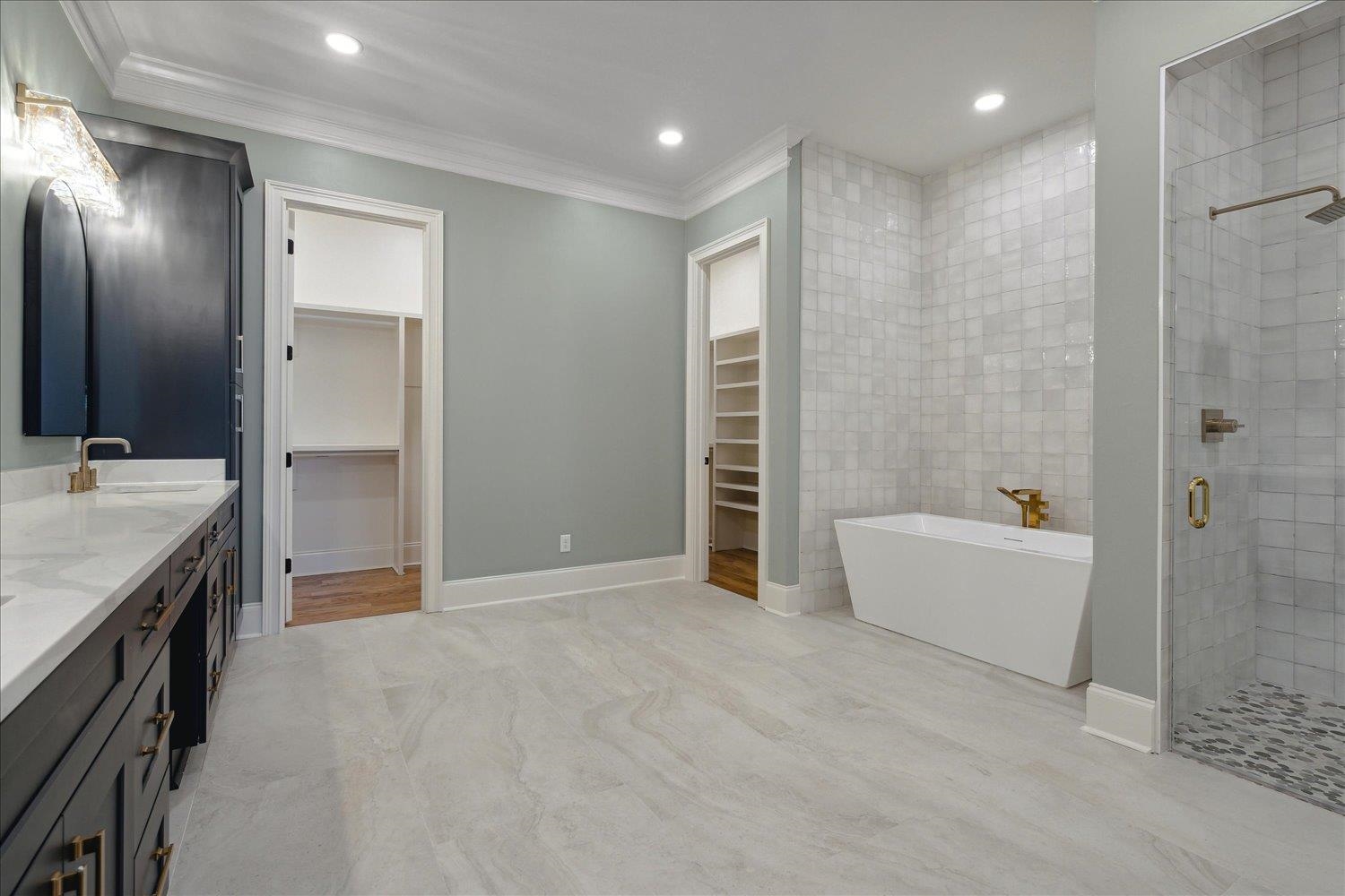 5017 HENRY HEIGHTS DR