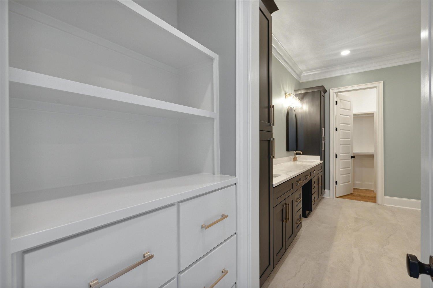 5017 HENRY HEIGHTS DR