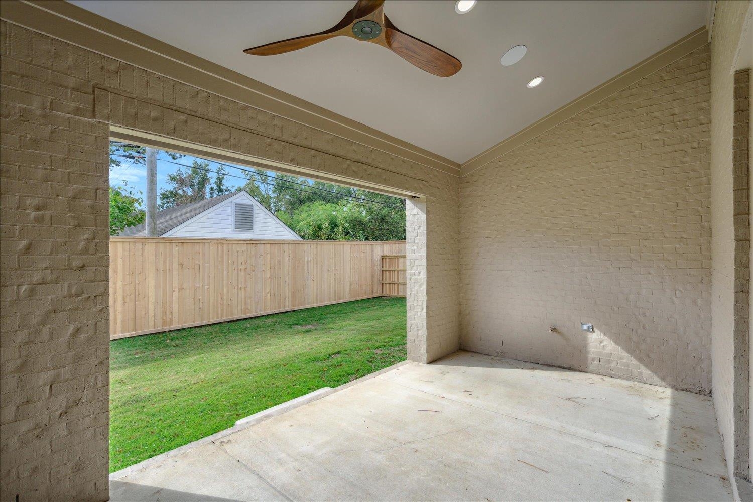 5017 HENRY HEIGHTS DR